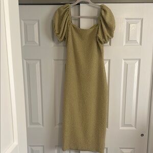 Endless Blu Lime Green Puff Sleeve Dress